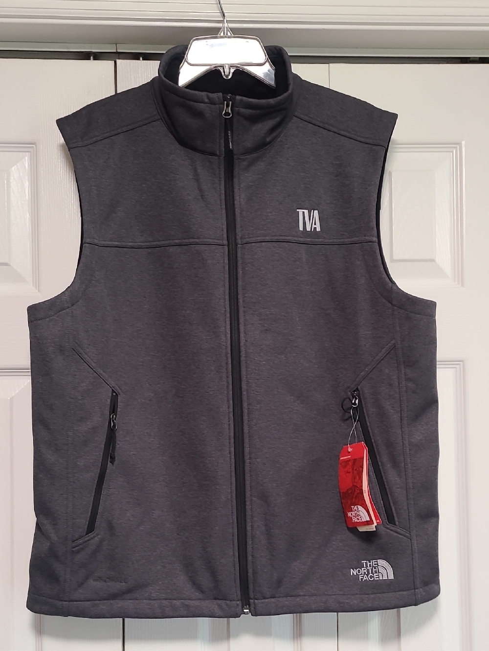 The North Face Men's Dark Charcoal Full-Zip Vest TVA Logo sz L NWT